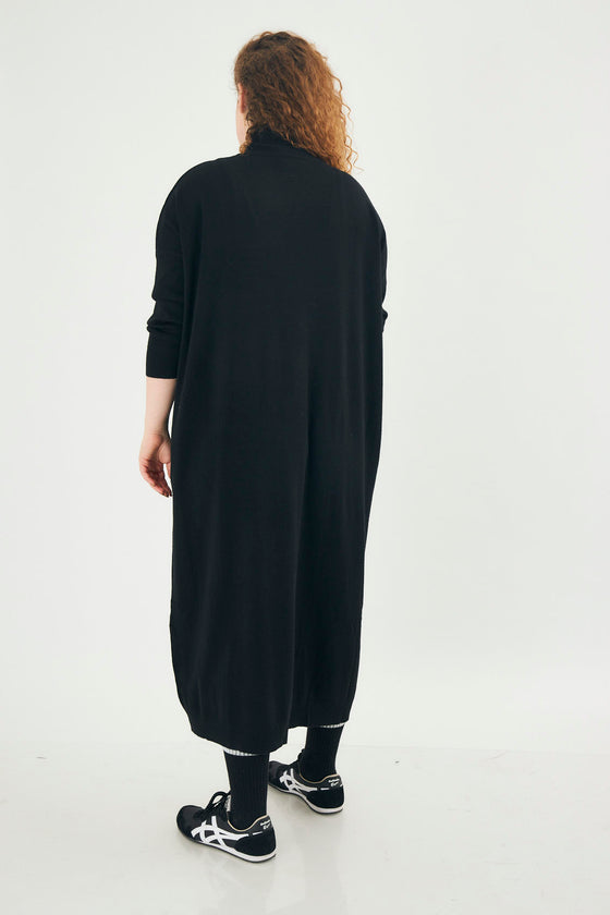 Almond Dress - Black