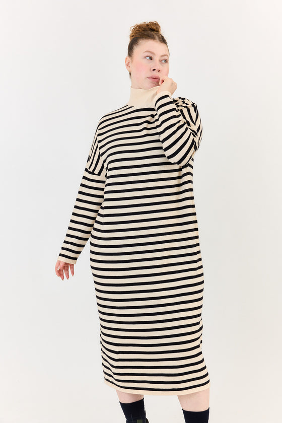 Clover dress - Off white stripes & Black