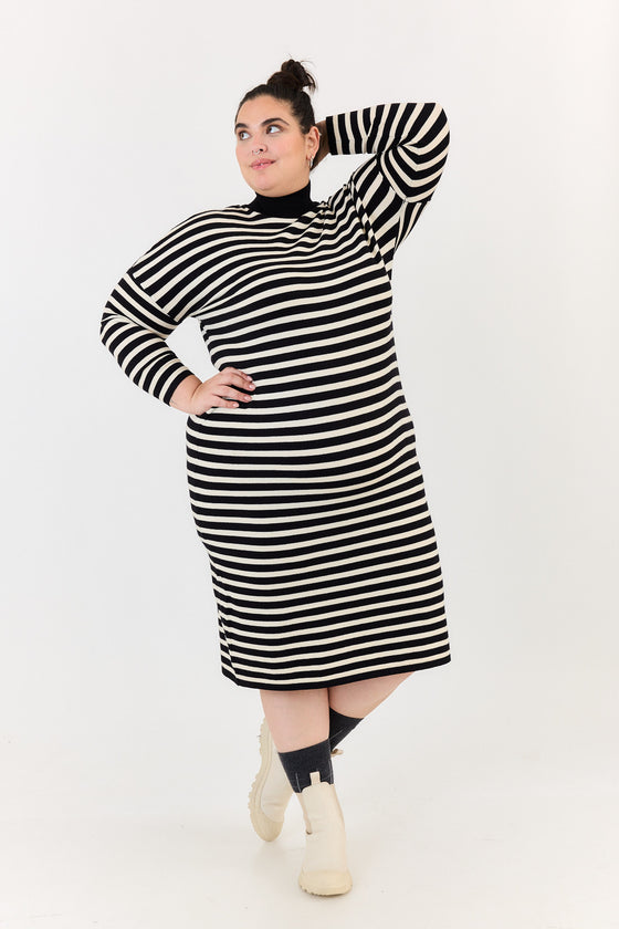 Clover dress - Black & Off white stripes