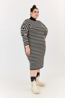  Clover dress - Black & Off white stripes