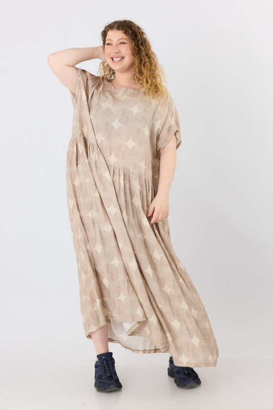 Nina Dress - Sand pattern
