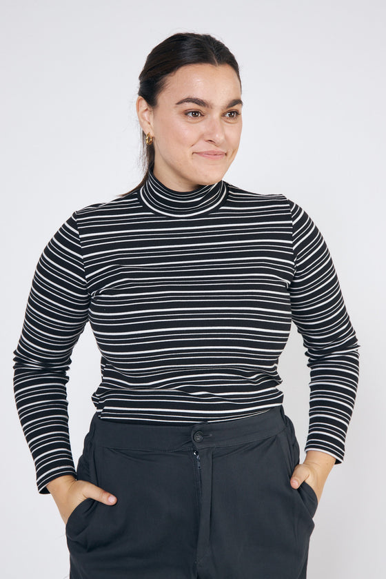 Echo top - Black & White (7385567494336)